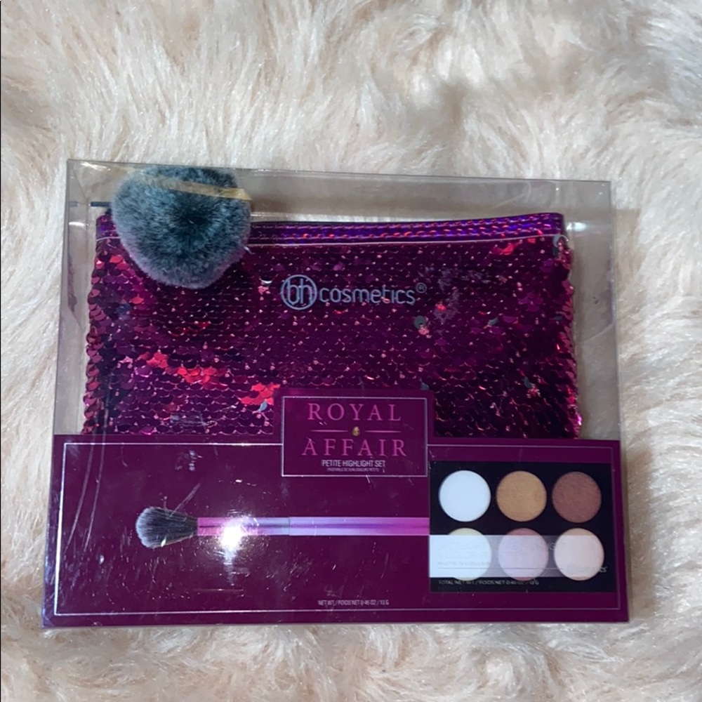 BH cosmetic bag & highlight palette